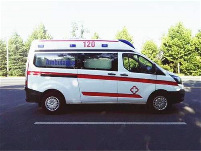 新巴尔虎左救护车出租服务案例6